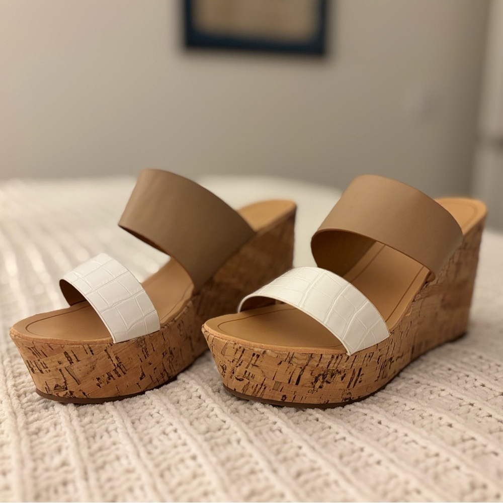NEW (w/o box)…never worn! • VENUS sandals, cork wedges/espadrilles • size 6.5